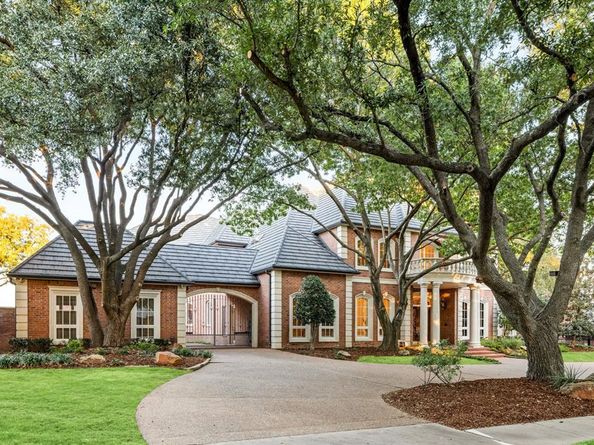 5501  Saint Andrews Court , Plano Texas 75093