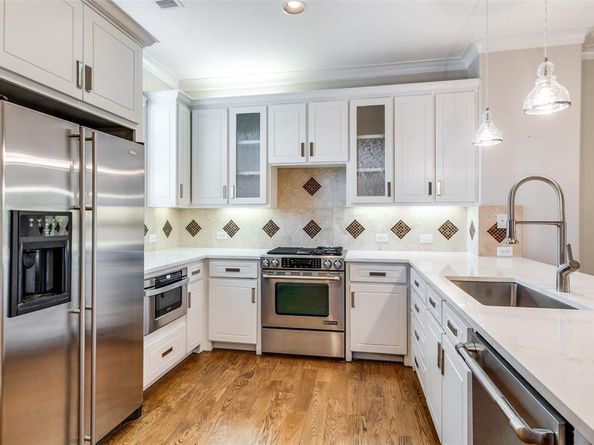 6333  Richmond   D, Dallas Texas 75214