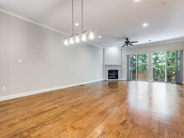 6333  Richmond   D, Dallas Texas 75214