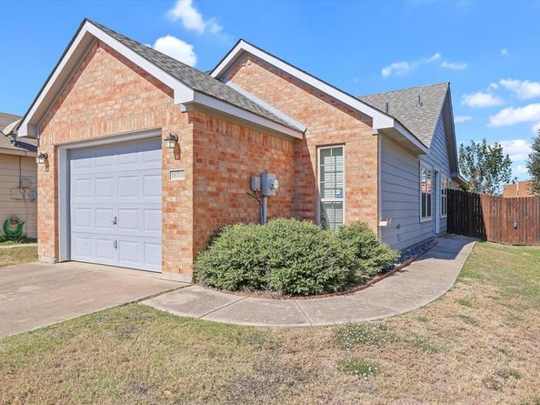 10718  Edgewest Terrace , Fort Worth Texas 76108