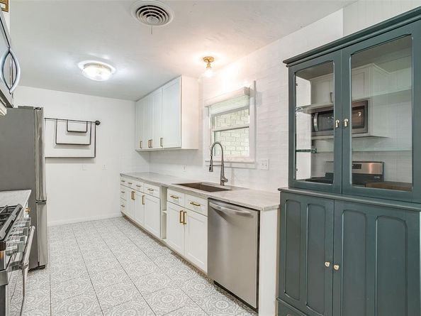 4616  Selkirk Drive , Fort Worth Texas 76109