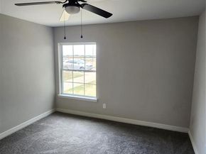 810 N Jester Avenue , Dallas Texas 75211