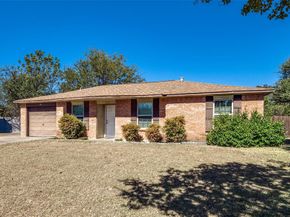 305  Apache Drive , Glenn Heights Texas 75154