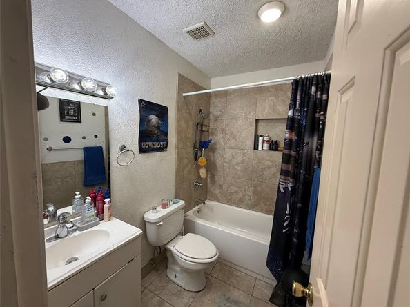 1535  Clearbrook Street , Lancaster Texas 75134