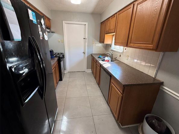 1535  Clearbrook Street , Lancaster Texas 75134