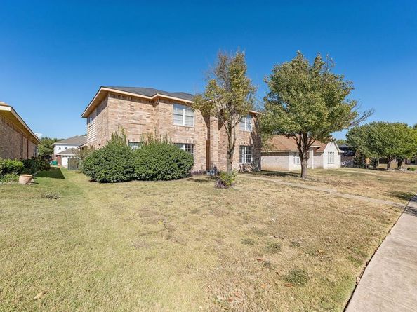 1129  Chestnut Lane , Cedar Hill Texas 75104