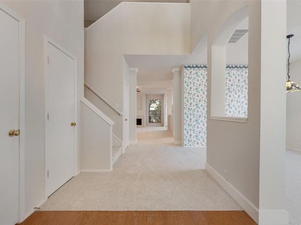 904  Lake Bluff Drive , Lake Dallas Texas 75065