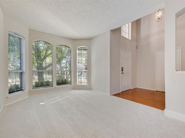 904  Lake Bluff Drive , Lake Dallas Texas 75065