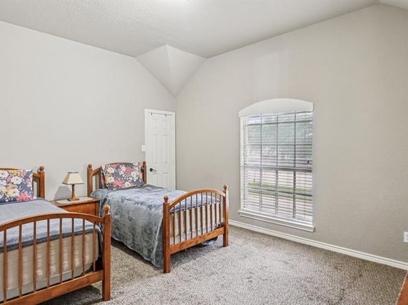 4703  Enchanted Bay Boulevard , Arlington Texas 76016