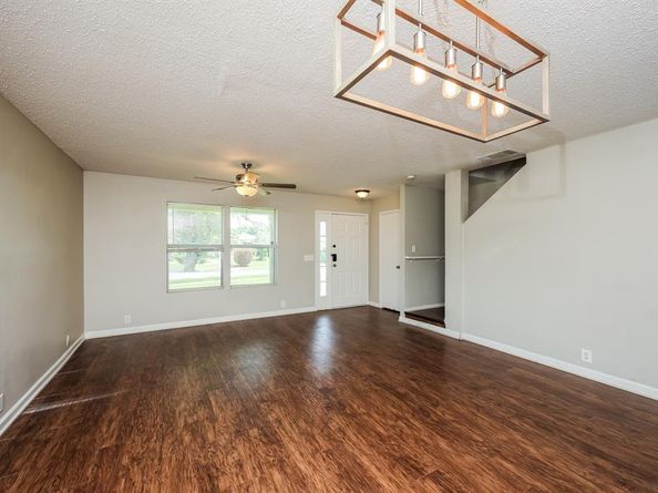 9628  Michelle Drive , Dallas Texas 75217