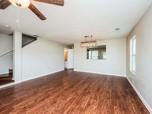 9628  Michelle Drive , Dallas Texas 75217