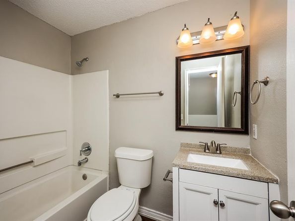 9628  Michelle Drive , Dallas Texas 75217
