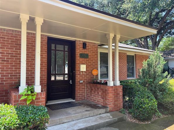 2012  Atlantic Street , Dallas Texas 75208