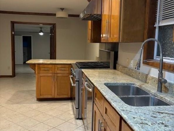 2012  Atlantic Street , Dallas Texas 75208