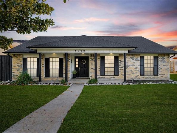 1208  Kesser Drive , Plano Texas 75025