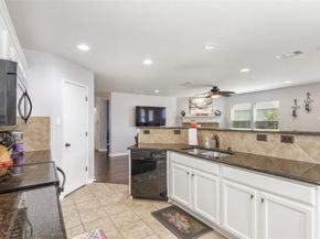 821  Glenndon Drive , Fort Worth Texas 76120