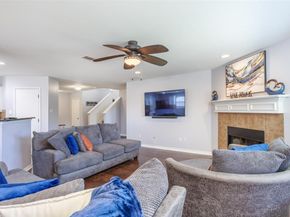 821  Glenndon Drive , Fort Worth Texas 76120