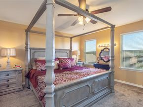 821  Glenndon Drive , Fort Worth Texas 76120