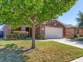 821  Glenndon Drive , Fort Worth Texas 76120