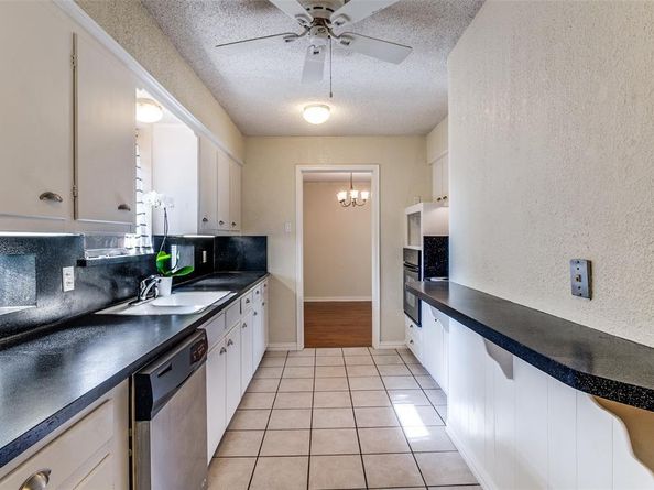 8060  Woodhue Road , Dallas Texas 75228