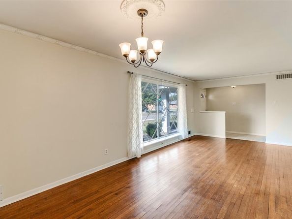 8060  Woodhue Road , Dallas Texas 75228