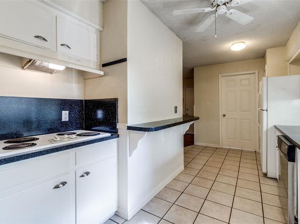 8060  Woodhue Road , Dallas Texas 75228