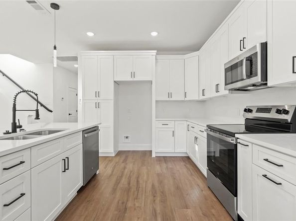 3704  Penelope Street , Dallas Texas 75210