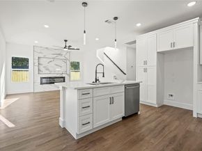 3704  Penelope Street , Dallas Texas 75210