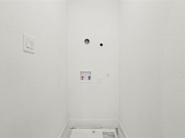 3704  Penelope Street , Dallas Texas 75210