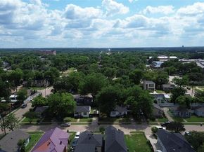 3417  Pondrom Street , Dallas Texas 75215