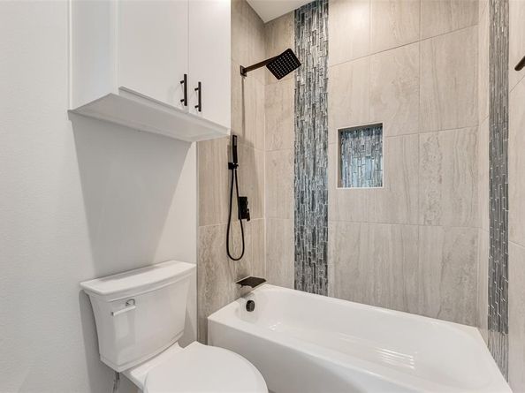 2515  Fatima Avenue , Dallas Texas 75241