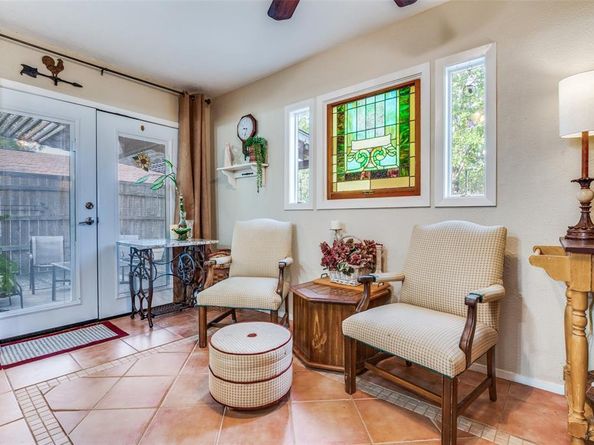 7430  Cloverglen Drive , Dallas Texas 75249