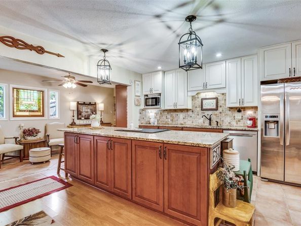 7430  Cloverglen Drive , Dallas Texas 75249