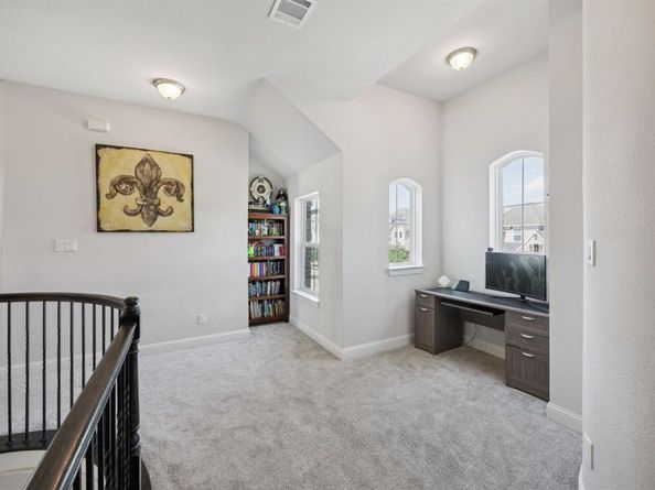 1305  Mary Horn Lane , Aubrey Texas 76227
