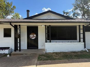 1905  Dorothy Drive 