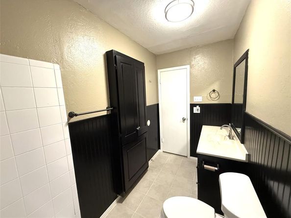 1905  Dorothy Drive , Grand Prairie Texas 75051