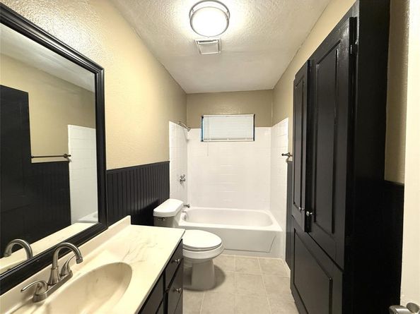 1905  Dorothy Drive , Grand Prairie Texas 75051