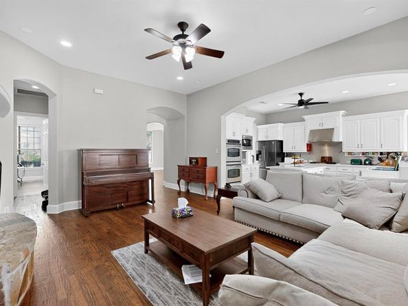 404  Broken Sword Drive , Lewisville Texas 75056
