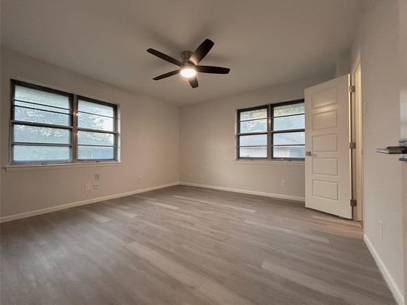 6927  Clearglen Drive , Dallas Texas 75232