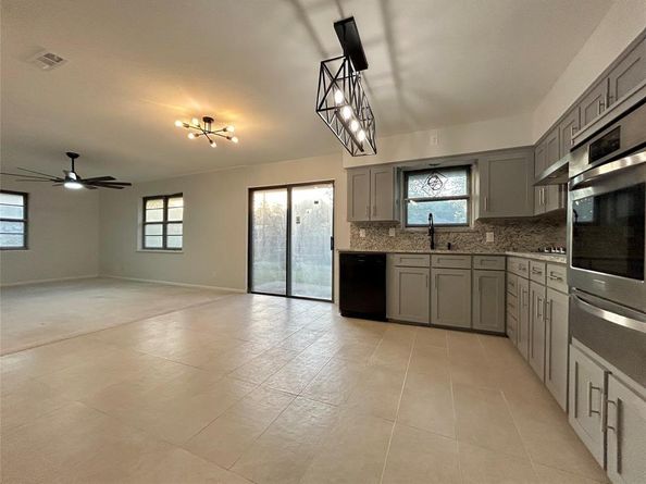 6927  Clearglen Drive , Dallas Texas 75232