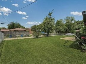 6927  Clearglen Drive , Dallas Texas 75232