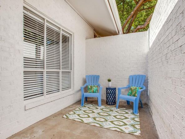 10438  Pagewood Drive , Dallas Texas 75230