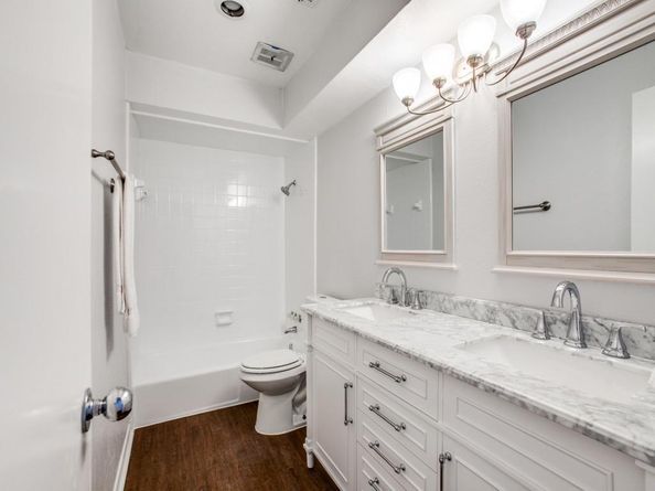 10438  Pagewood Drive , Dallas Texas 75230