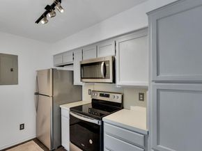3206 S Fielder Road  209, Arlington Texas 76015