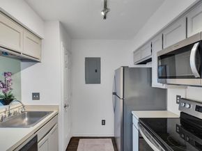 3206 S Fielder Road  209, Arlington Texas 76015