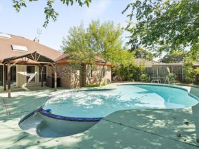 2244  Covinton Lane , Plano Texas 75023
