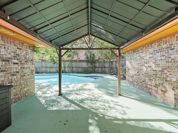 2244  Covinton Lane , Plano Texas 75023