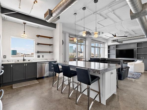 1001  Belleview Street  505, Dallas Texas 75215