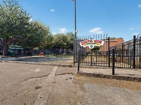 1001  Belleview Street  505, Dallas Texas 75215