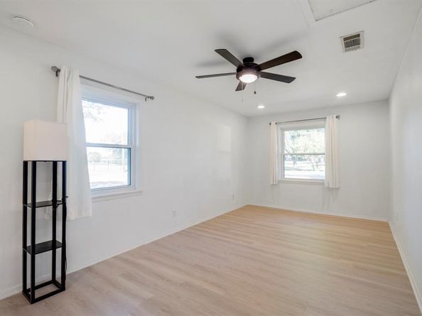 11304  Rupley Lane , Dallas Texas 75218